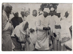  Pt. Nehru planting the sapling of Bodhi vraksha